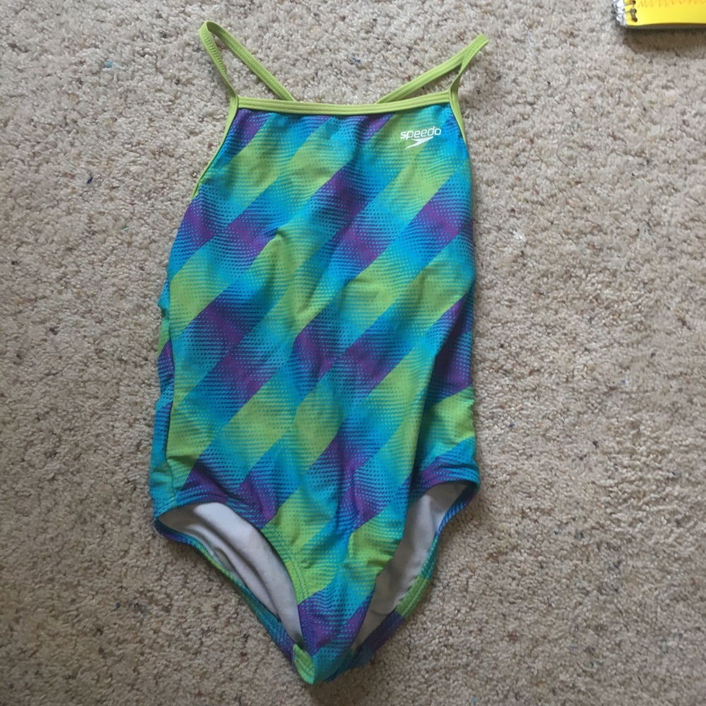 Speedo swimsuit girls